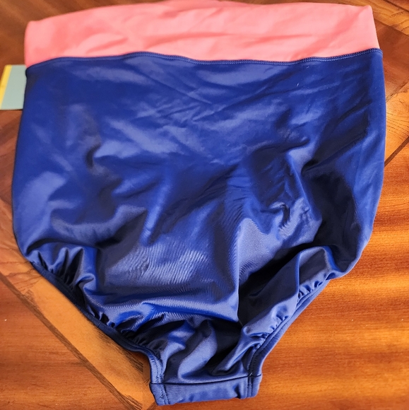 Bal Harbour Women's Bathing Suit NWT - Picture 6 of 11